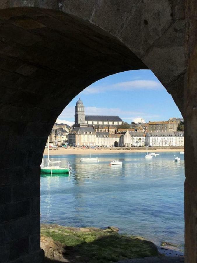 Logement Entier Saint Malo Vue Mer, Proche Ferry, Commerces Et Plage Solidor 50 M Bagian luar foto